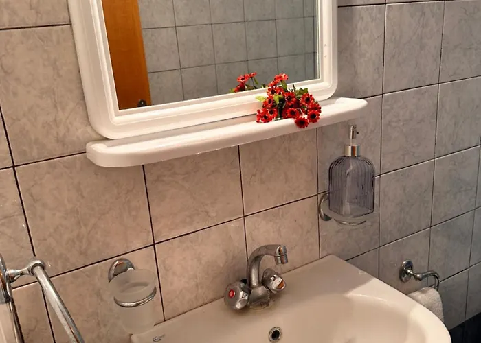 Luxury House 2 * Xiropigado