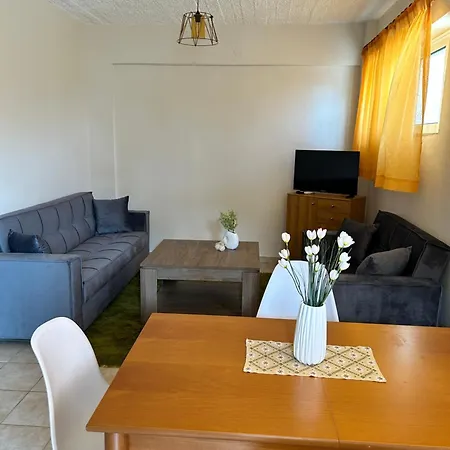 Апартаменты Luxury House 2 *